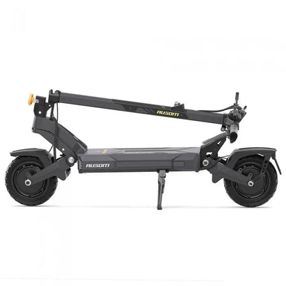 Składana hulajnoga elektryczna Ausom DT2 Pro, 2*1100W, 68km/h, bateria 52V 23,4Ah, wykorzystuje technologię podwozia lotniczego